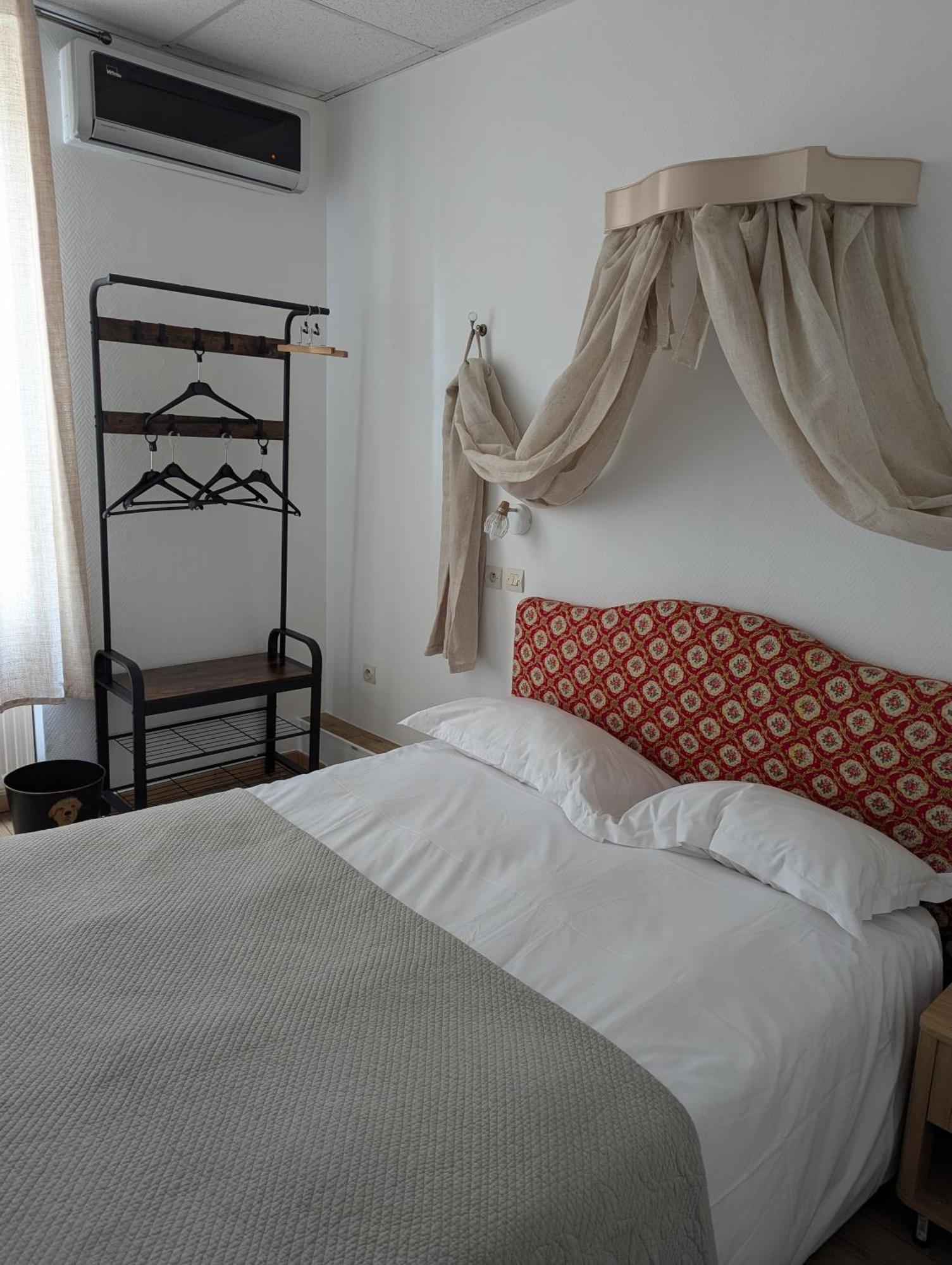 Hotel Du Parc Montelimar Phòng bức ảnh